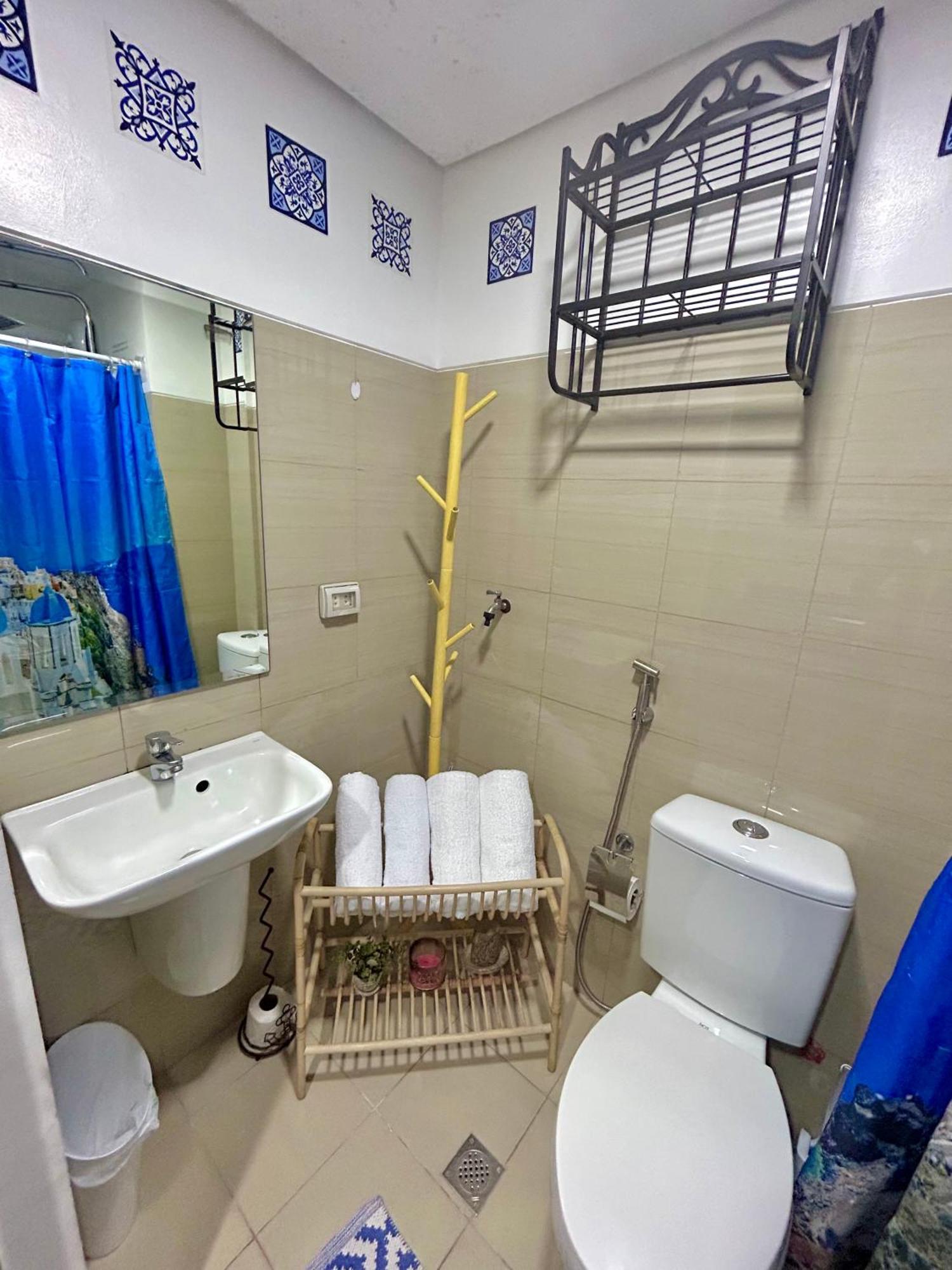Santiorini at Shore Residences Pasay Esterno foto